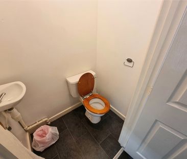 1 Bedroom House Share To Rent - Photo 1