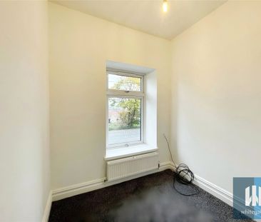 Wakefield Road, Huddersfield, HD5 - Photo 2