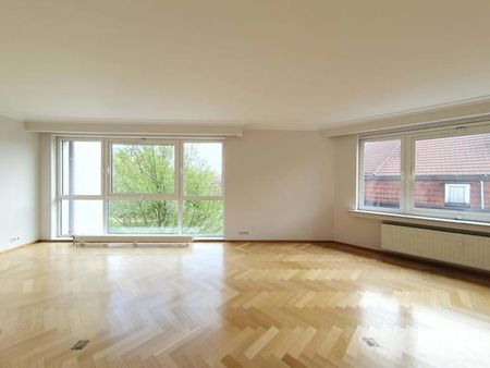 Appartement te huur - Foto 2