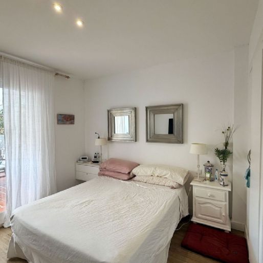 3 Bedroom Apartment For Rent in La Quinta, Málaga - Photo 1