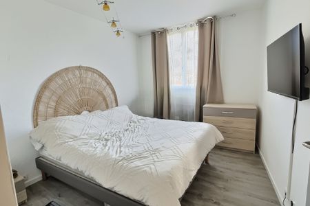 Location Appartement 3 pièces 56m² ISTRES 13800 - Photo 2