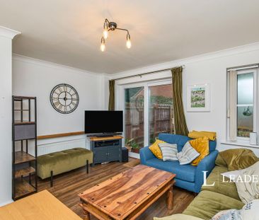 2 bedroom semi-detached house to rent - Photo 3