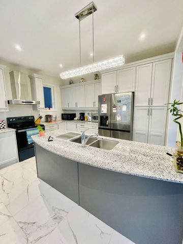 For Lease - 82 Madoc Place Unit# Second-floor suite, Vaughan, Ontario - Photo 3