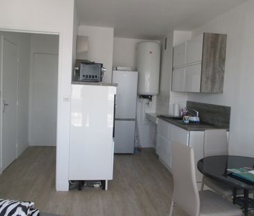 Location Appartement 1 Pièce 27 m² - Meublé - Photo 1