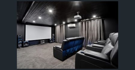 Stunning 5-Bedroom Home for Lease—Perfect for Family Living! - Photo 2