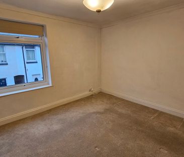 £1,100 - To Let - Photo 2