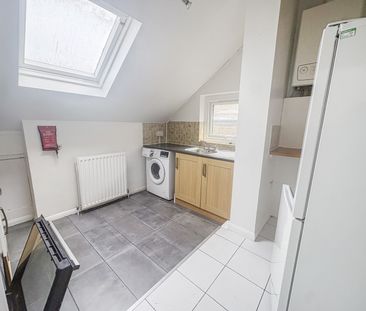 Duppas Hill Road, Croydon, CR0 4BG - Photo 1