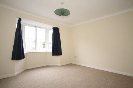 Anchor Hill, Knaphill, Woking - Photo 3