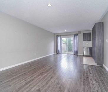 For Lease - 2394 Emerson Drive, Burlington, Ontario - Photo 5