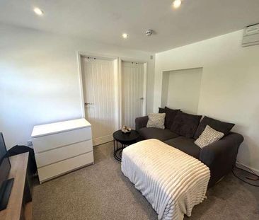 Brook Place, Falmouth, TR11 - Photo 3