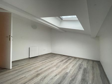 House - Photo 3