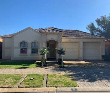 Spacious Family Living in Sought after Location - Photo 5
