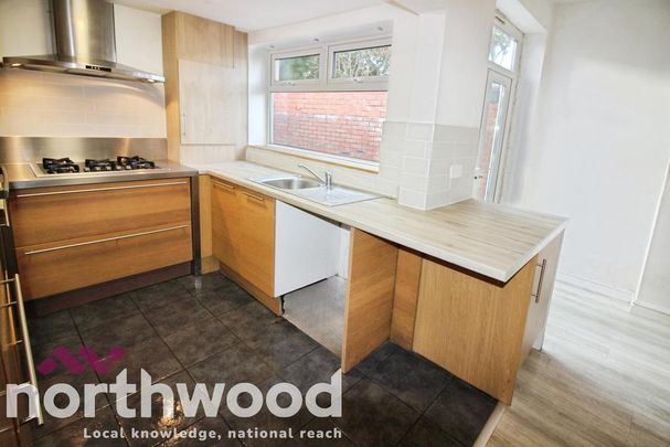 2 bedroom terraced house to rent - Photo 1