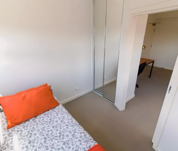 Large 1 Bedroom - Photo 6