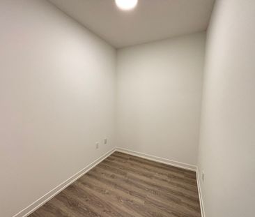 For Lease - 8 Interchange Way Unit# 2001, Vaughan, Ontario - Photo 5