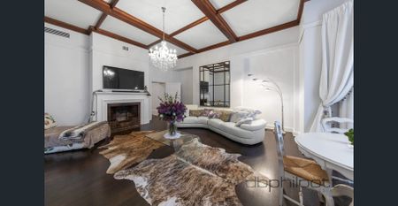 Furnished, Three Month Lease Available - Utilities Inc - Photo 2