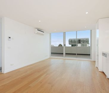 402/38 Nott Street, Port Melbourne - Photo 5
