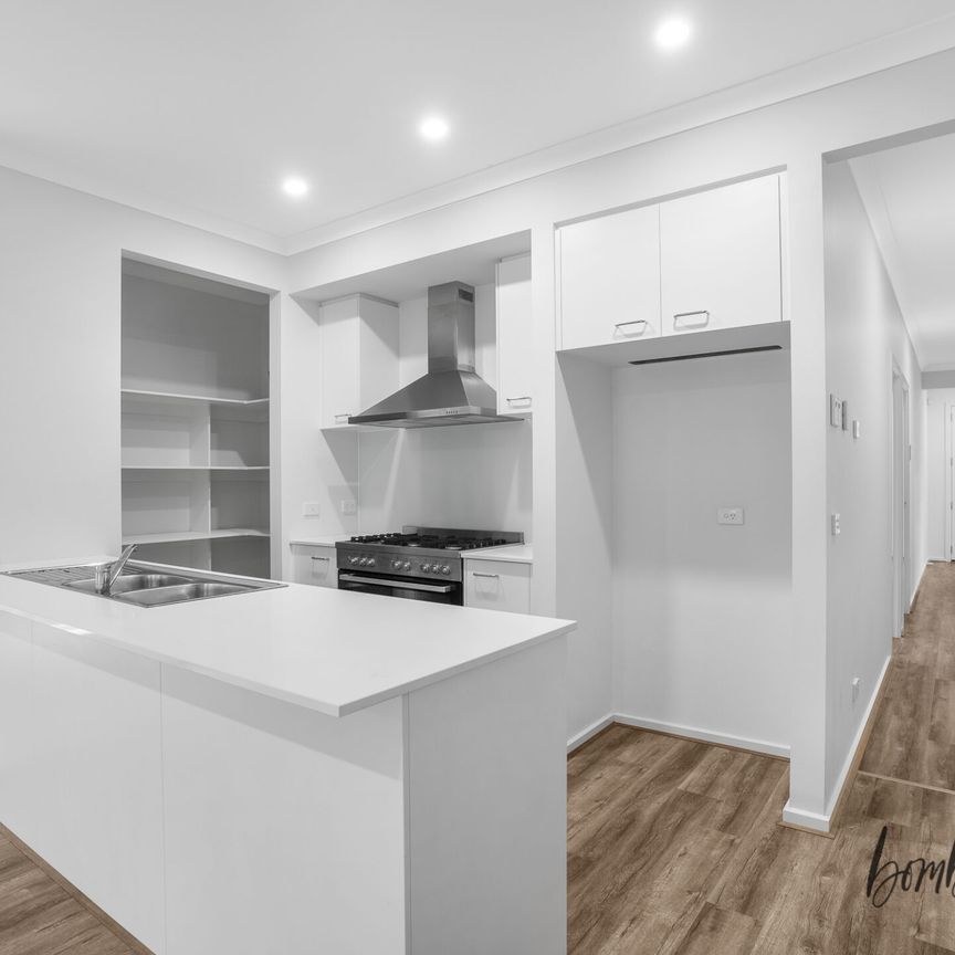 Modern Family Home for Rent in Donnybrook - Comfort & Convenience! - Photo 1