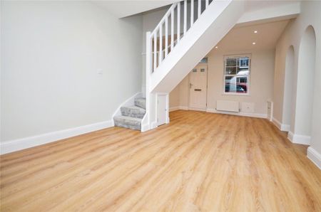 2 bedroom terraced house to rent - Photo 2