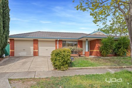 PRIME LOCATION - Photo 3