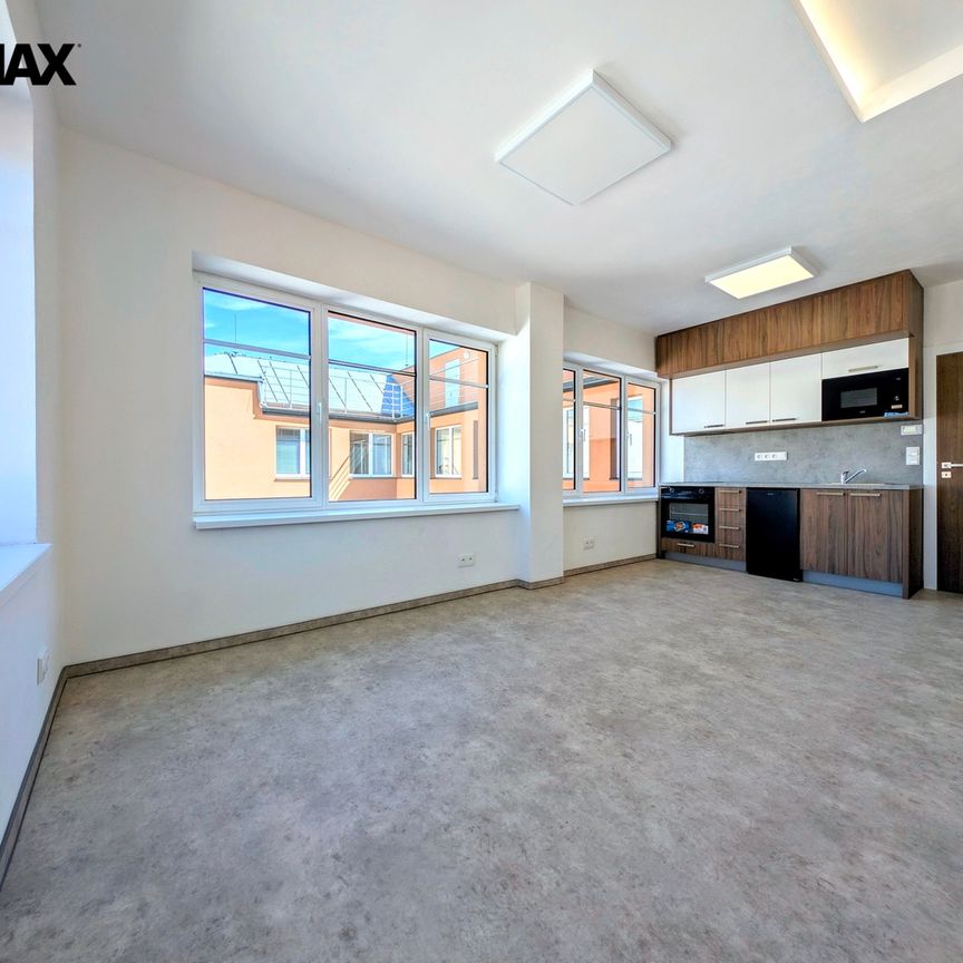 Pronájem bytu 1+kk v osobním vlastnictví 23 m², Havlíčkův Brod - Photo 1