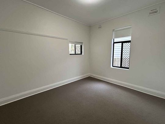 1/11 Floss Street Hurlstone Park - Photo 1