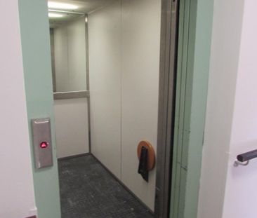 1 bedroom in a house share to rent - Photo 6