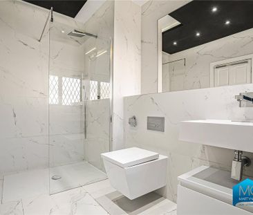 5 bedroom detached house to rent - Photo 2
