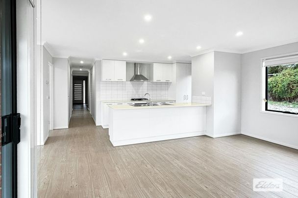 THREE BEDROOM TWO BATHROOMS - Photo 1