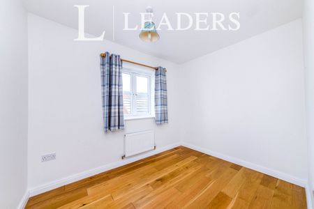 3 bedroom house to rent Ross Drive, Stamford, PE9 - Photo 4