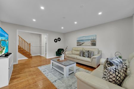 For Lease - 136 Clover Bloom Road, Brampton, Ontario - Photo 4