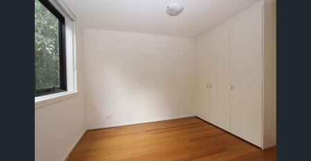 Bayside Convenience Opposite Elwood Beach - Photo 2