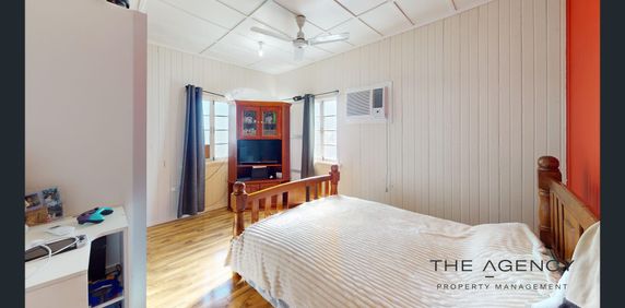 Comfortable High-Set Living - Photo 2