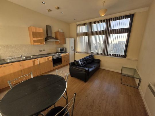 1 bedroom flat to rent - Photo 1