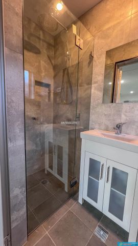 “Fully Renovated 4-Bedroom Home with Teenage Retreat / In-Law Accommodation” - Photo 3