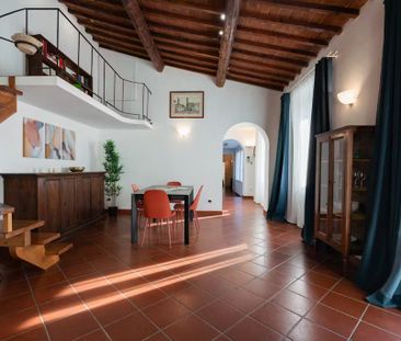 Via Villani, Florence, Tuscany 50124 - Photo 6