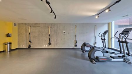 For Lease - 39 Brant Street Unit# 518, Toronto, Ontario - Photo 5