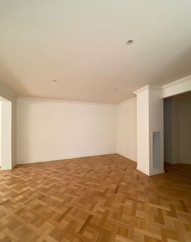 30 Beech St, Caulfield South - Photo 2