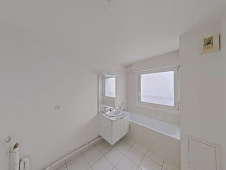 Location Appartement 3 pièces 82m² - Photo 5