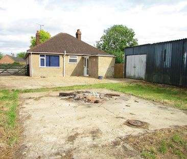 3 bedroom detached bungalow to rent - Photo 6