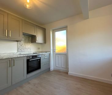 Burns Court - Photo 5