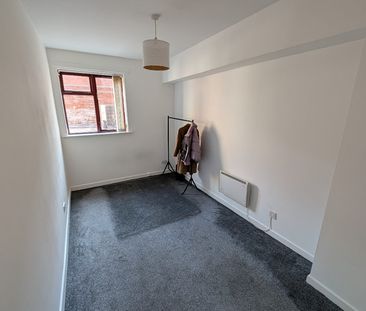 1 Bed Flat, Oldham Street, M4 - Photo 4