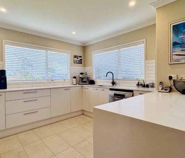 Modern design meets exceptional comfort - Photo 3