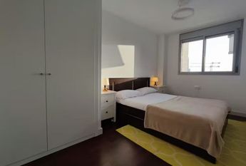 Carrer de Pi i Margall, Badalona, Catalonia 08912