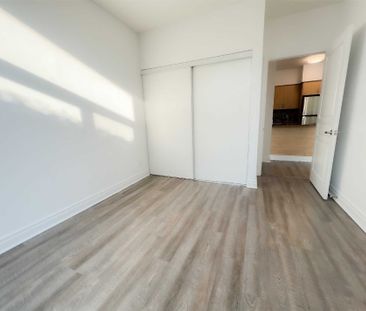 For Lease - 2240 Lakeshore Boulevard Unit# 309, Toronto, Ontario - Photo 3