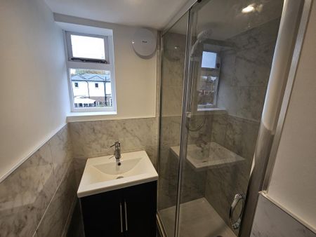 Flat to rent - Photo 4