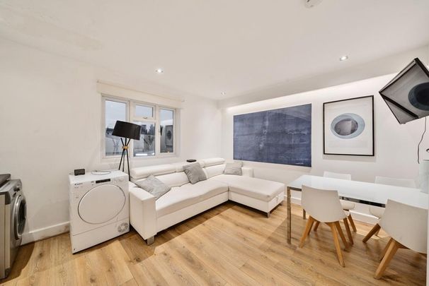 Bedford Road, London SW4 - Photo 1