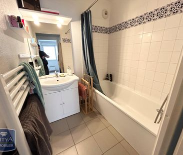 Location Appartement 2 pièces 53m² PECQUENCOURT 59146 - Photo 4