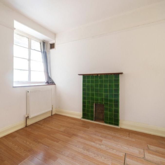 3 bedroom flat to rent - Photo 1