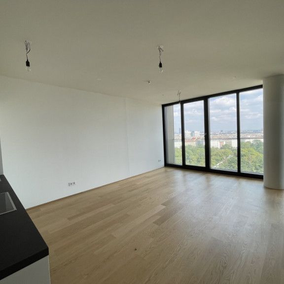 Belvedere in Sicht: unbefristete 2-Zimmer-Neubauwohnung mit Loggia und vielen Extras im Haus! - Photo 1